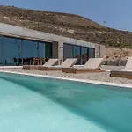 فيلة Alba Cave *