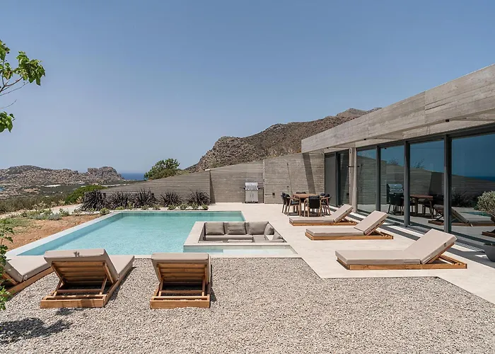 Alba Cave خانيا