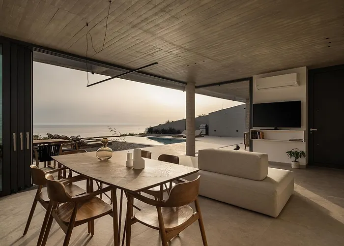 Alba Cave * خانيا