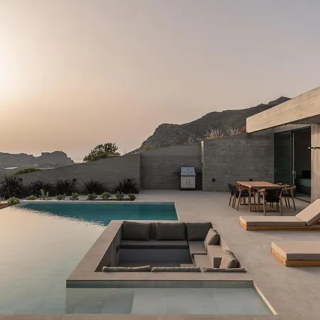 Alba Cave * Hriszí Aktí Haniá