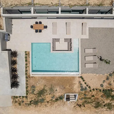 Alba Cave Villa *