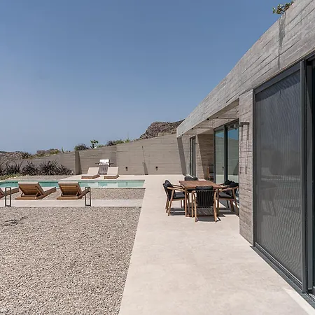 Alba Cave * Hriszí Aktí Haniá